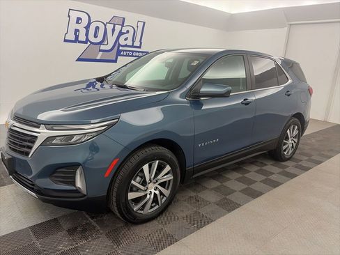 Certified 2024 Chevrolet Equinox LT image 1