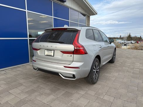 New 2025 Volvo XC60 B5 Core w/ Protection Package Premier image 3
