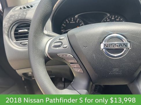 Used 2018 Nissan Pathfinder S AWD/4WD image 14