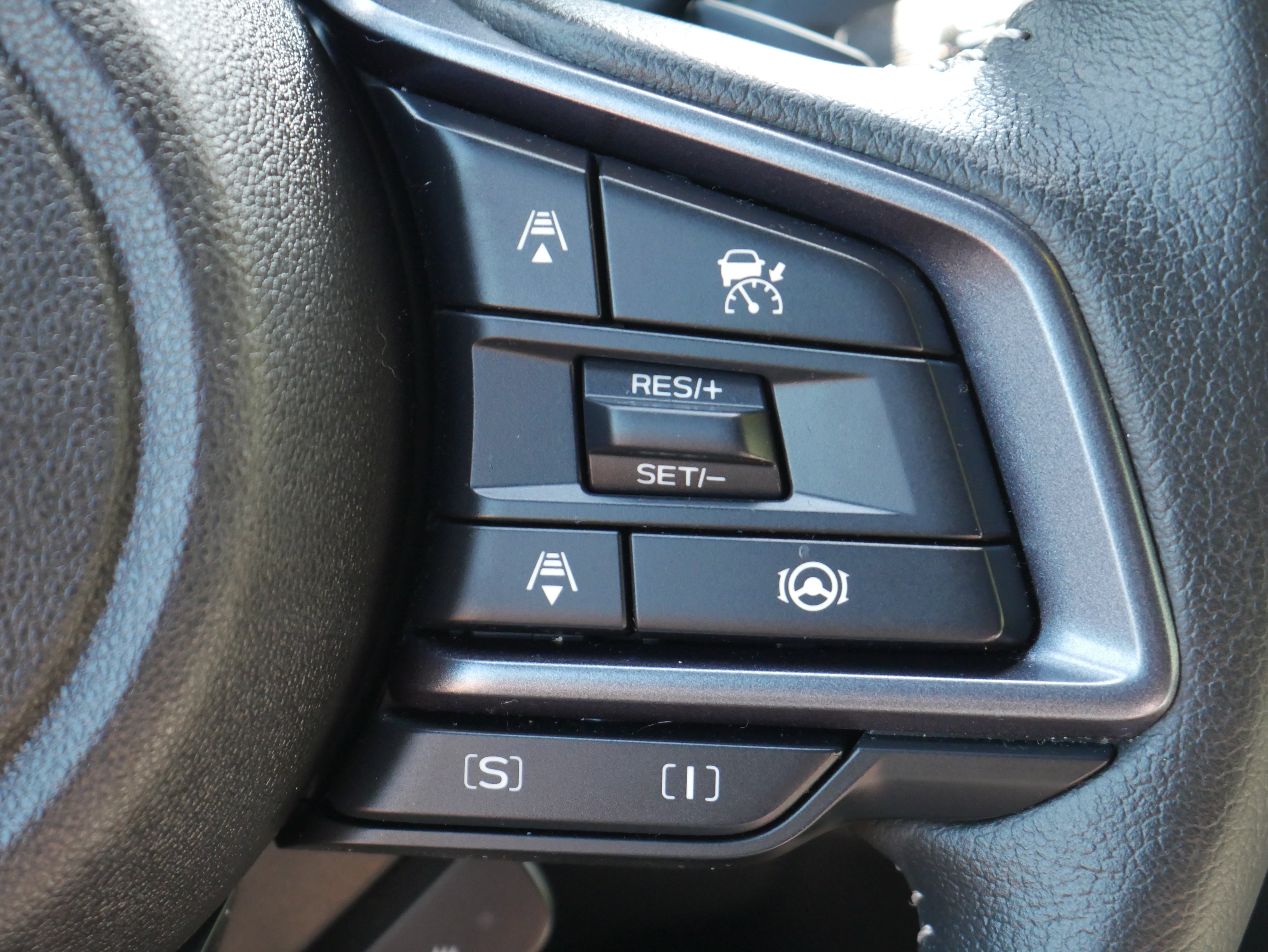 Used 2025 Subaru Forester Limited AWD/4WD image 27