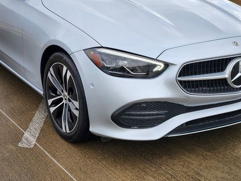 Used 2022 Mercedes-Benz C 300 Sedan image 11