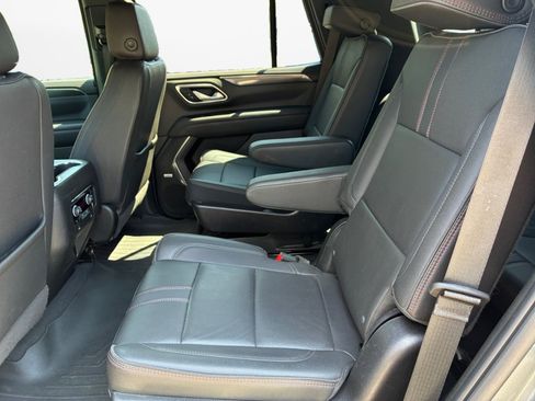 Used 2022 Chevrolet Tahoe RST w/ Luxury Package AWD/4WD image 13