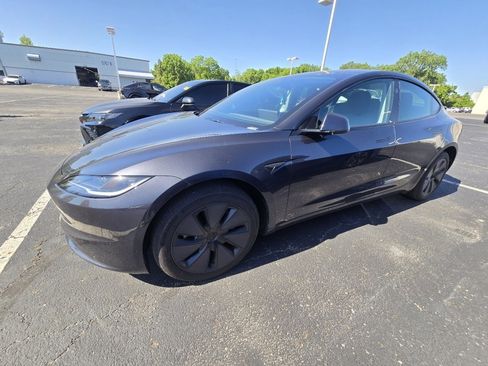 Used 2025 Tesla Model 3 RWD image 4