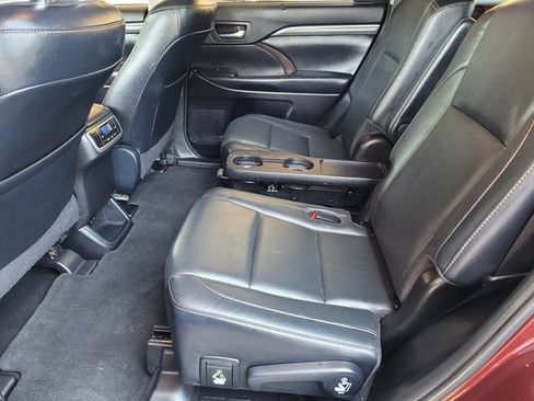 Certified 2019 Toyota Highlander Limited w/ Carpet Mat Package (TMS) AWD/4WD image 18