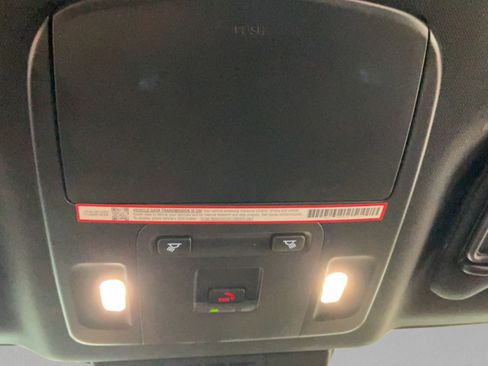 Used 2025 Toyota Camry SE FWD image 22