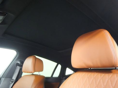 Used 2023 BMW X6 xDrive40i w/ M Sport Package image 7