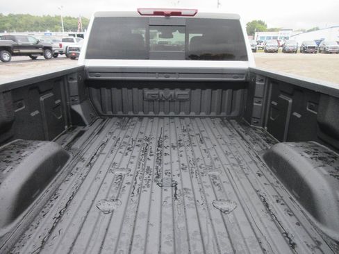 New 2026 GMC Sierra 3500 SLT w/ SLT Premium Package image 7