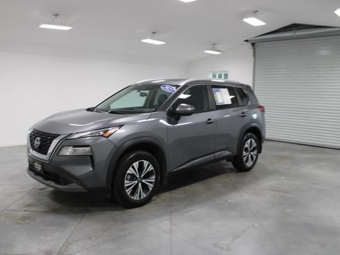 Used 2023 Nissan Rogue SV w/ SV Premium B Package AWD/4WD image 4