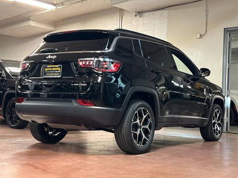 New 2026 Jeep Compass Limited image 5