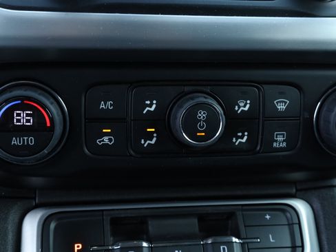 Used 2023 GMC Acadia SLT image 37