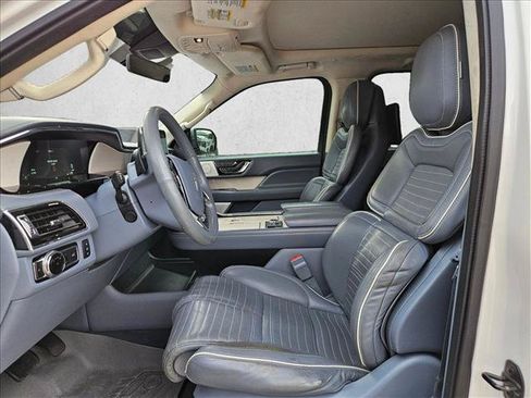 Used 2019 Lincoln Navigator Black Label AWD/4WD image 13