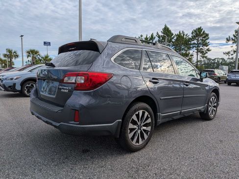 Used 2016 Subaru Outback 2.5i Limited AWD/4WD image 4