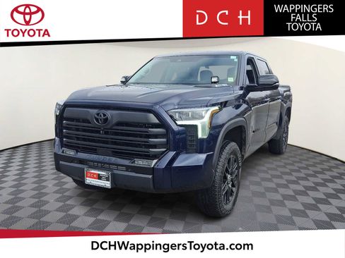 Used 2024 Toyota Tundra Limited image 1