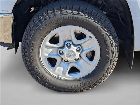 Used 2015 Toyota Tundra SR5 image 20