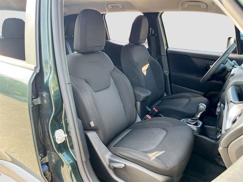 Used 2021 Jeep Renegade Sport image 23