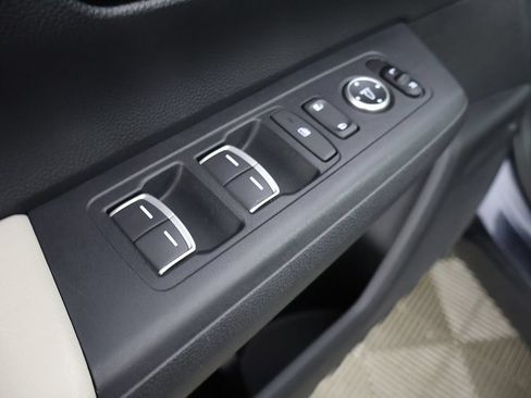 Used 2024 Honda CR-V EX-L image 39
