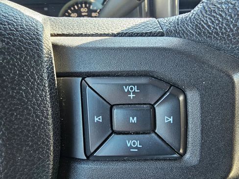 Used 2015 Ford F150 XLT w/ Equipment Group 301A Mid image 33