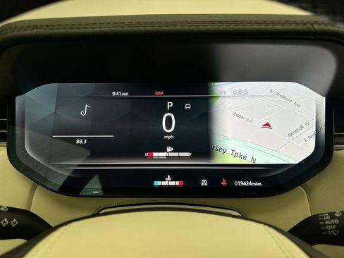 Certified 2023 Land Rover Range Rover SE image 27