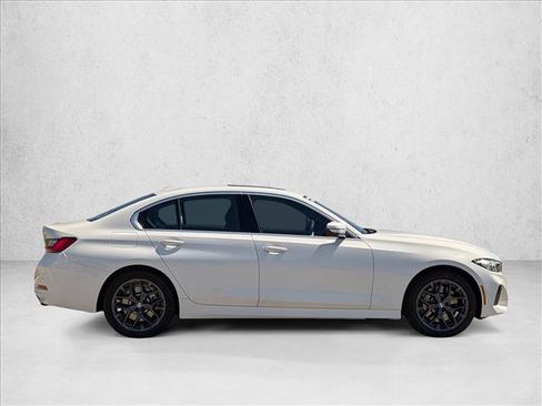 Used 2025 BMW 330i Sedan w/ Convenience Package RWD image 4
