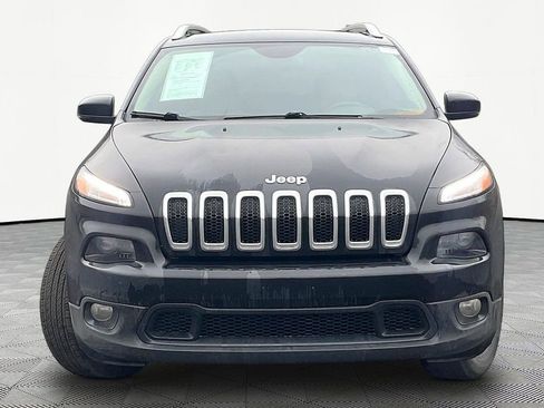 Used 2016 Jeep Cherokee Latitude w/ Safety/Convenience Group image 2