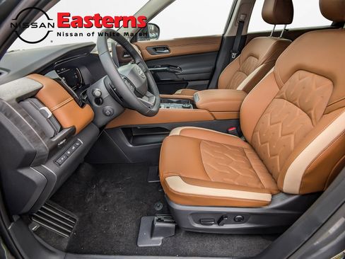 New 2026 Nissan Pathfinder Platinum image 15