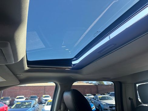 Used 2017 RAM 1500 Laramie w/ Convenience Group image 28