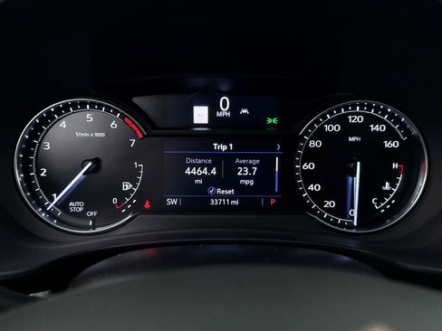 Used 2022 Cadillac XT4 Premium Luxury FWD image 39
