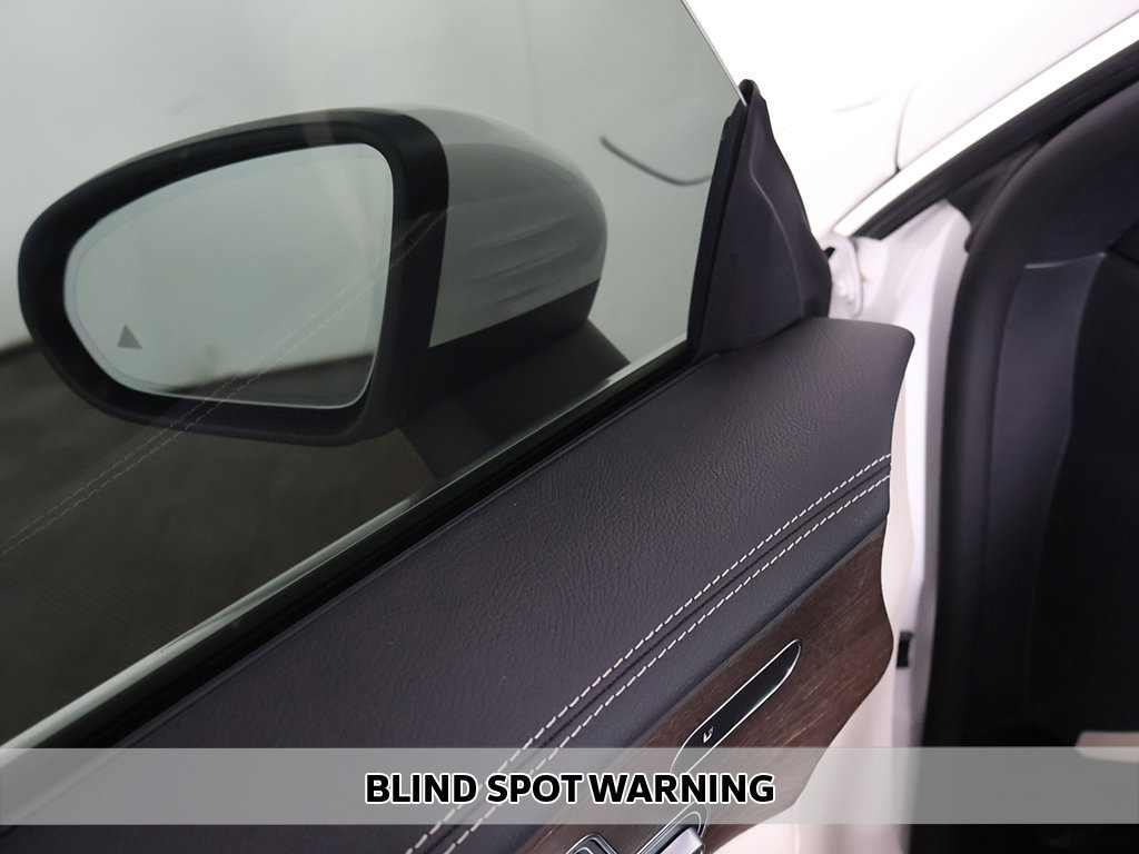 Used 2023 Mercedes-Benz CLA 250 4MATIC w/ Premium Package image 5