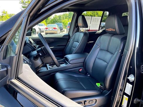 Used 2025 Honda Ridgeline TrailSport image 25
