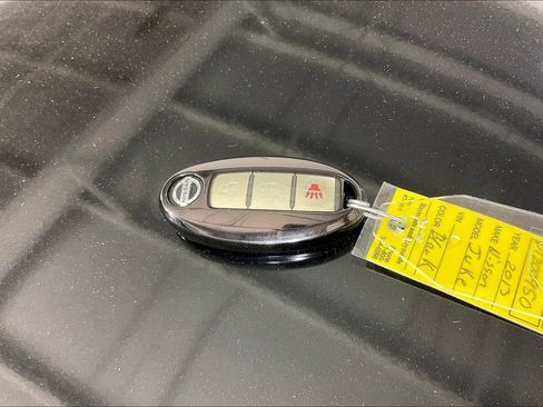 Used 2013 Nissan Juke SL image 14