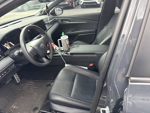 Used 2025 Toyota Camry XSE image 7