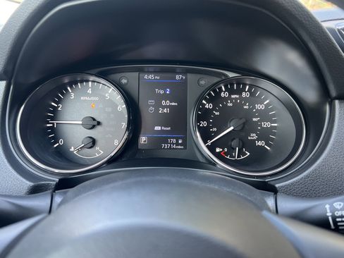 Used 2021 Nissan Rogue Sport S FWD image 11