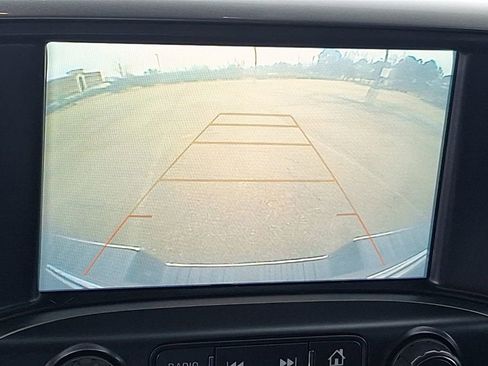 Certified 2018 Chevrolet Silverado 1500 LT w/ Texas Edition image 40