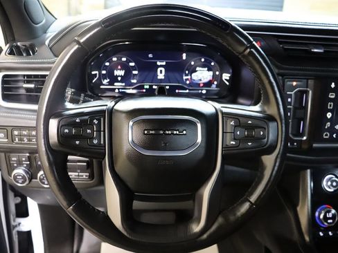 Used 2024 GMC Yukon XL Denali Ultimate AWD/4WD image 45