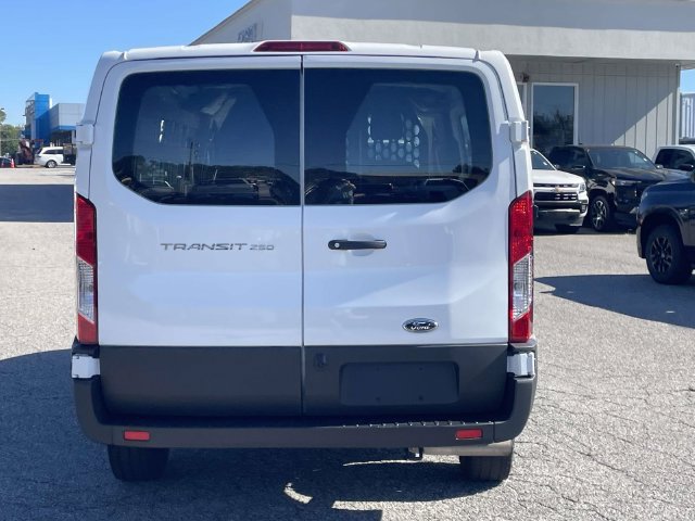 Used 2025 Ford Transit 250 Low Roof w/ Exterior Upgrade Package RWD image 5