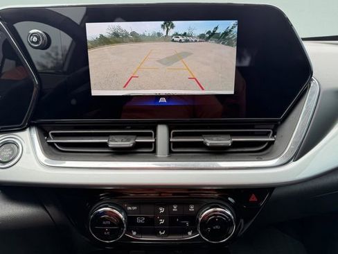 New 2026 Chevrolet Trax LT w/ Driver Confidence Package image 60