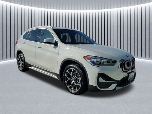 Used 2022 BMW X1 xDrive28i w/ Convenience Package image 2