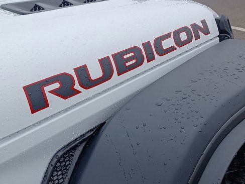 Used 2021 Jeep Wrangler Unlimited Rubicon w/ Xtreme Recon 35" Tire Package image 7