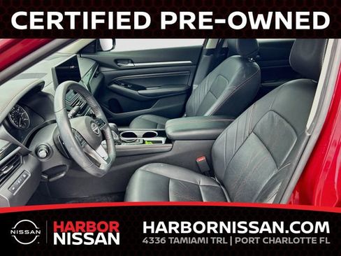 Used 2023 Nissan Altima 2.5 SR w/ SR Premium Package FWD image 17