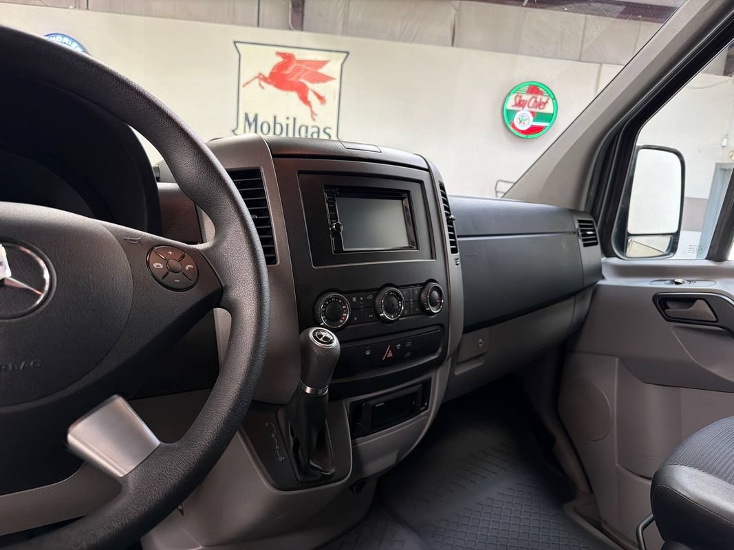 Used 2017 Mercedes-Benz Sprinter 2500 w/ Driver Comfort Package image 20