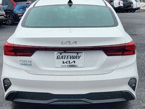 Certified 2023 Kia Forte LXS w/ LXS Technology Package image 4