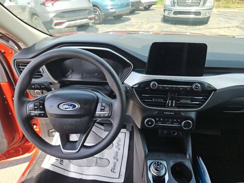 Used 2020 Ford Escape SE AWD/4WD image 18