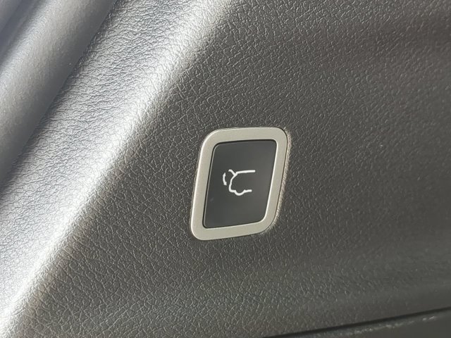 Certified 2026 Chrysler Pacifica Select FWD image 15
