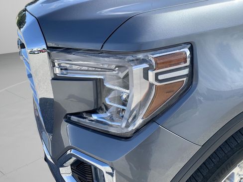 Used 2020 GMC Sierra 1500 SLT w/ SLT Premium Plus Package image 10