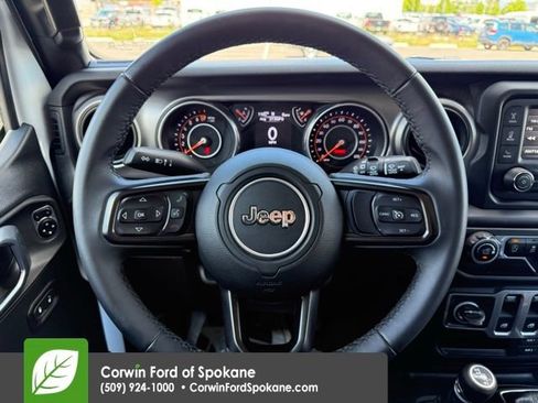 Used 2018 Jeep Wrangler Sport AWD/4WD image 20
