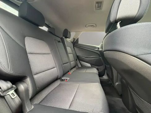 Used 2016 Hyundai Tucson SE w/ Option Group 02 FWD image 14
