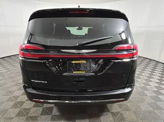 Used 2024 Chrysler Pacifica Touring-L FWD video 3