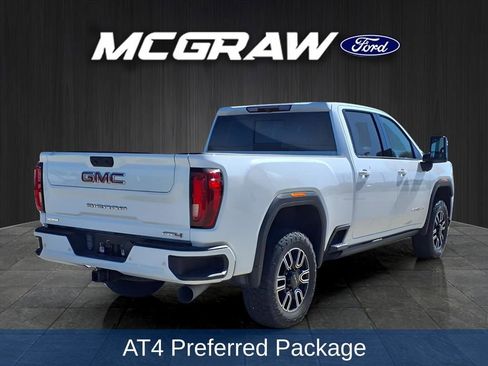 Used 2022 GMC Sierra 2500 AT4 w/ AT4 Preferred Package image 10