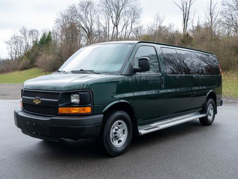 Used 2014 Chevrolet Express 3500 LS image 7