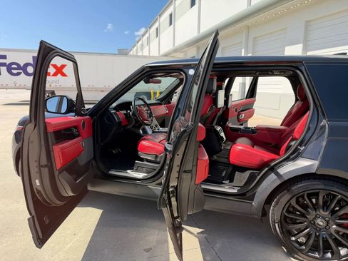 Used 2019 Land Rover Range Rover Long Wheelbase Autobiography AWD/4WD image 16